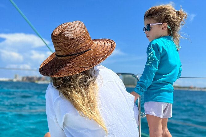 Lagoon 39ft Private Catamaran 5hr - El Cielo Full Experience - Snorkeling around El Cielo and Cozumel