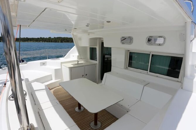 Lagoon 440 · Comfortable catamaran for Ibiza and Formentera - What the $1,499 group price really means