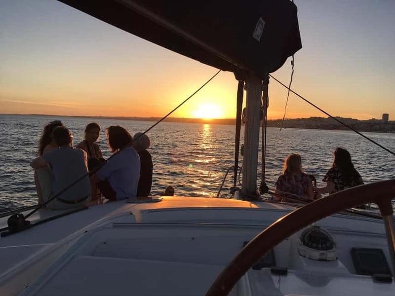 Lisbon: Catamaran Cruise with Drinks & Pastel de Nata - Key points to know before you book