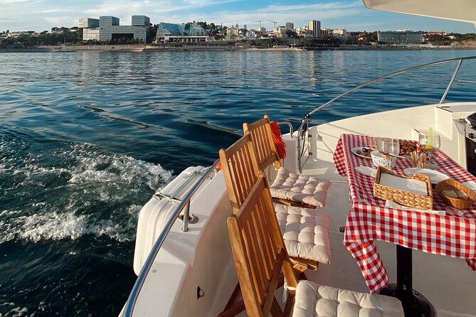 Lisbon: Catamaran Luxury Sunset and Wine Tour - The final sights and return to Belém