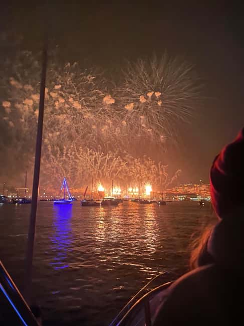 Lisbon: NYE Fireworks Catamaran Cruise with Food & Drinks - A quiet start at Belém before midnight