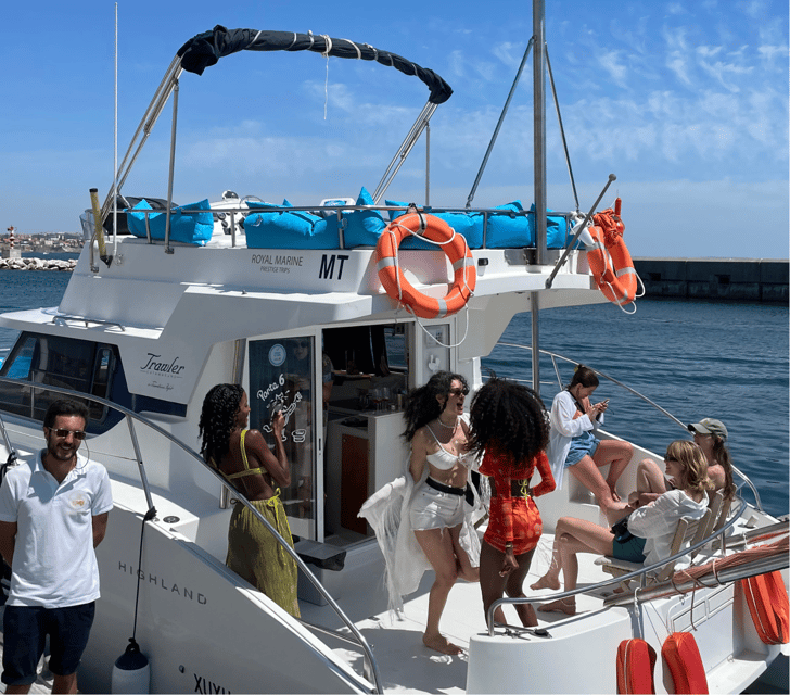 Lisbon: Private Luxury Catamaran Tour with Welcome Drink - The 3 and 4-hour choices: time to stop and swim