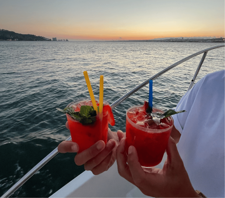 Lisbon: Private Luxury Catamaran Tour with Welcome Drink - Is $500 good value?
