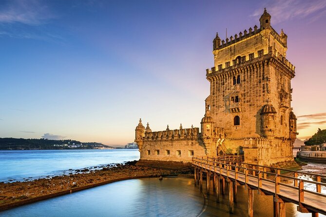 Lisbon: Sunset Catamaran Boat Tour with Music and Drinks - Jerónimos Monastery, MAAT, and the power station