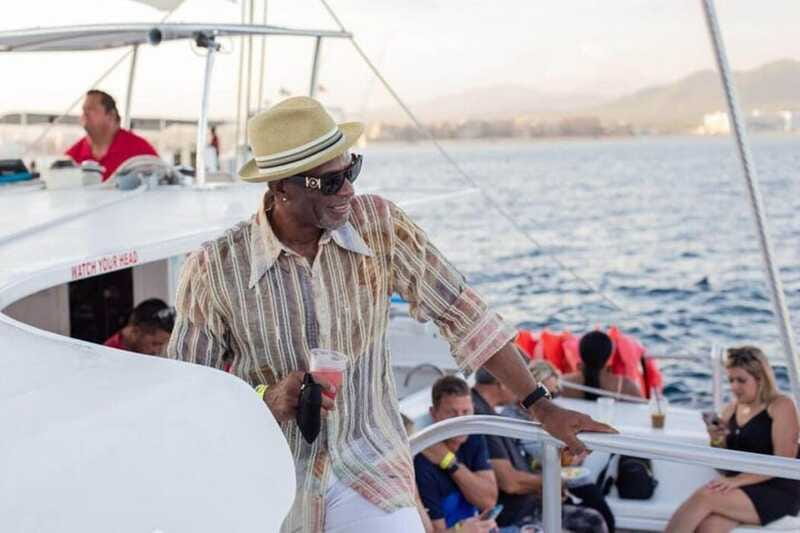 Los Cabos: Jazz & Wine Sunset Catamaran Cruise - Is $139 a fair price?