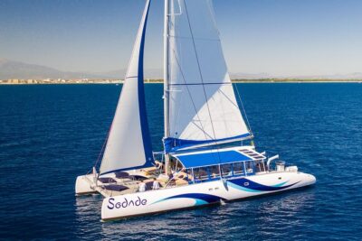 Lounge Catamaran SODADE Half-Day