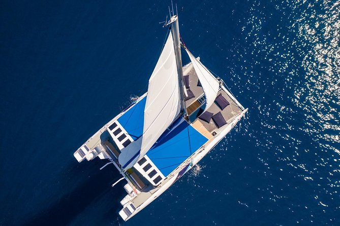Lounge Catamaran SODADE Half-Day (Adults Only) - Key points before you book