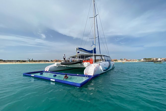 Lounge Catamaran SODADE Half-Day (Adults Only) - What the $79.94 price gets you