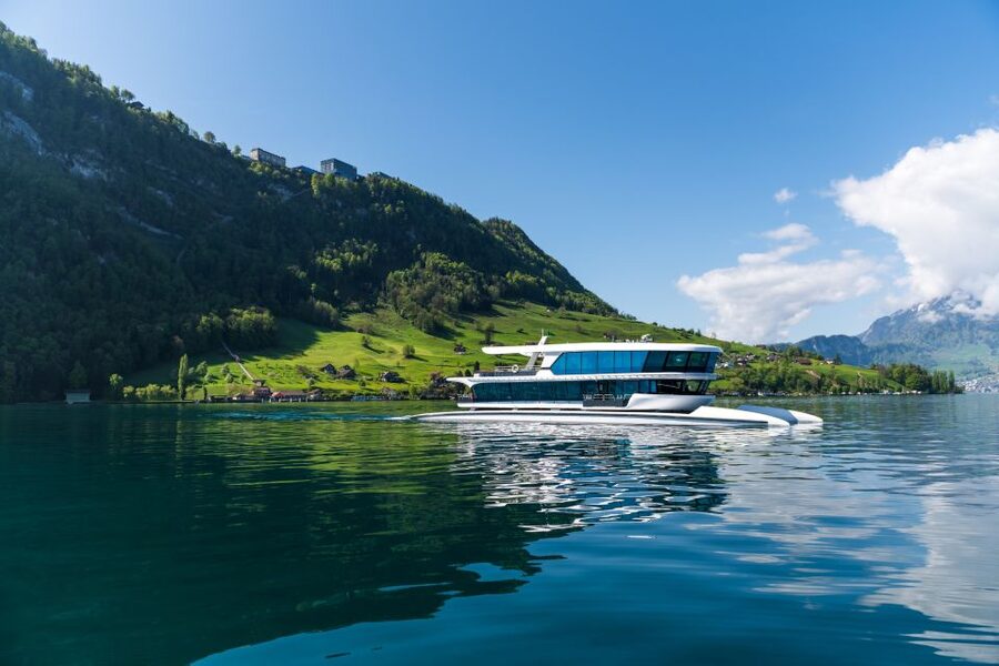 Lucerne: Round-Trip Catamaran Cruise on Lake Lucerne - The Bürgenstock question: cruise or transport?