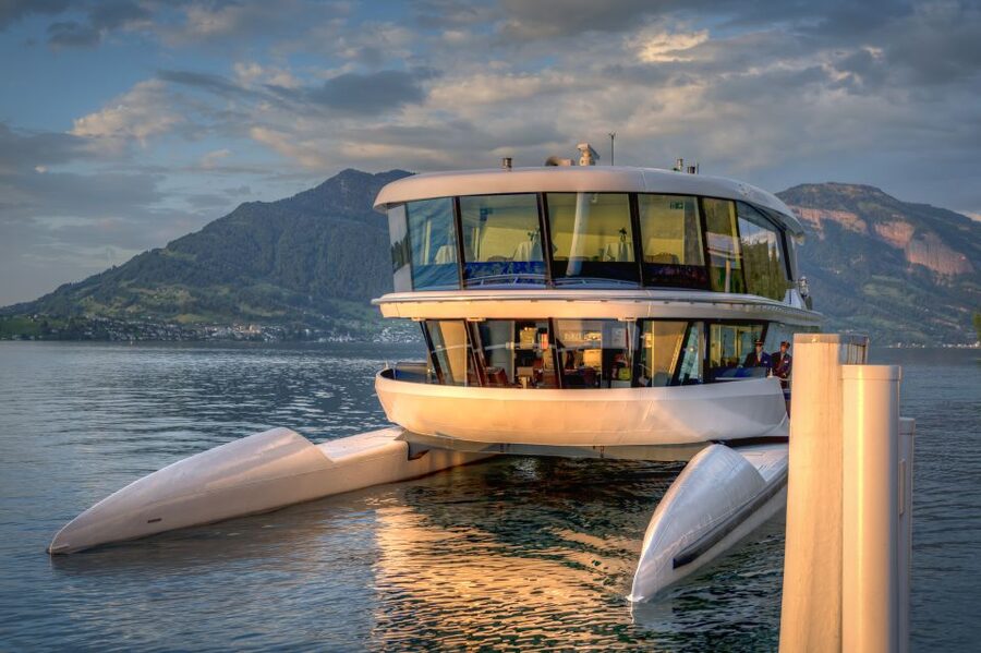 Lucerne: Round-Trip Catamaran Cruise on Lake Lucerne - Choosing the right time of day