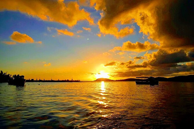 Luxury Catamaran Champagne Sunset Cruise - How much value do you get for $119?