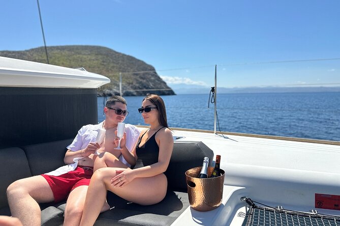 Luxury Catamaran Cruise, Dia Island –Open Bar & Lunch -Top Rated! - What the open bar really adds