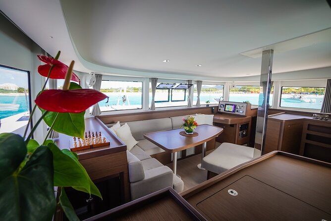 Luxury Catamaran Private Charter in St. Maarten/St. Martin - Weather, Timing, and Practical Details
