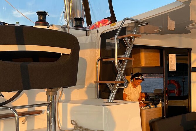 LUXURY Catamaran Sunset and Wine cruise - Is $82.27 a fair price?