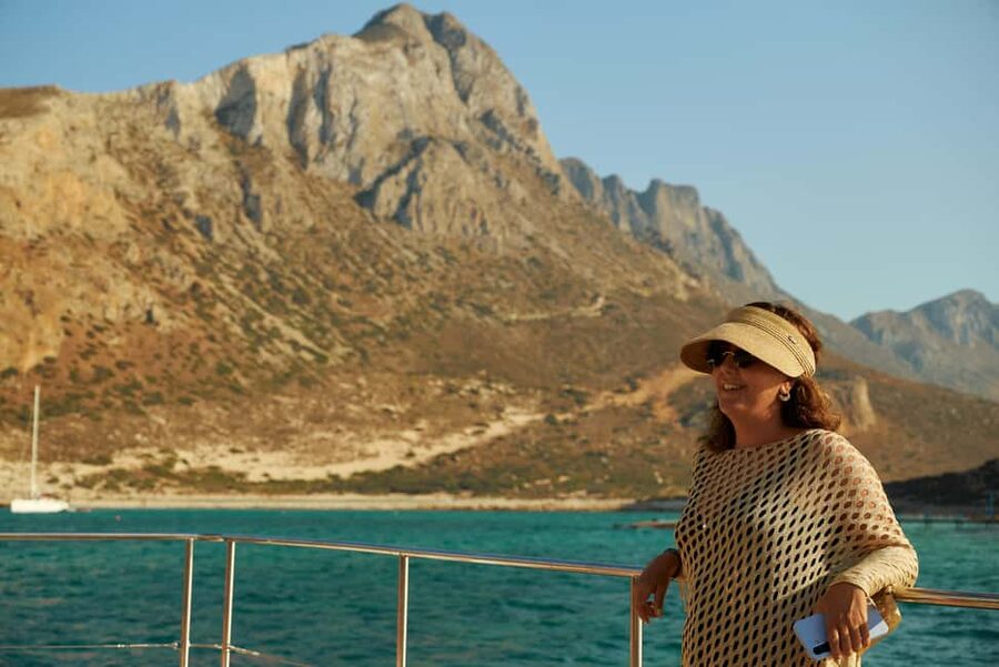 Luxury Catamaran to Balos: Sunset, Snacks, Drinks & Transfer - Comfort, safety, and practical limits