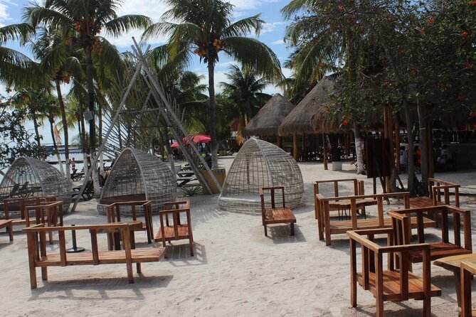 Luxury Catamaran Tour to Isla Mujeres with Transportation - The return sail: music, drinks, and a possible spinnaker flight