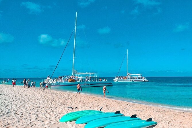 Luxury Cozumel Catamaran: Snorkel, Beach Club & Relaxation - What the $109 price really includes