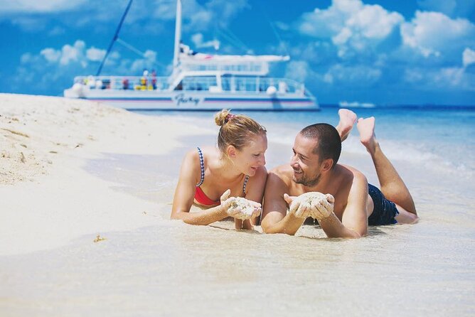 Luxury Cozumel Catamaran: Snorkel, Beach Club & Relaxation - Setting sail on the 65-foot catamaran