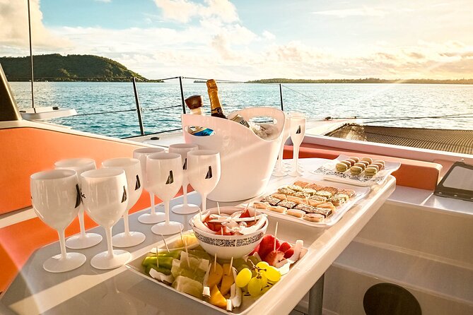 LUXURY PRIVATE Catamaran Bora Bora : Half-Day Trip - Sailing Bora Bora’s lagoon aboard Vitamin Sea