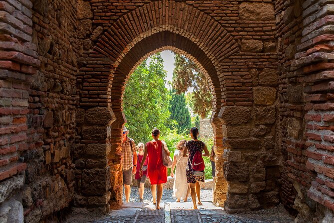 Malaga Private Walking Tour, Alcazaba & Catamaran Cruise - Who will get the most from this tour