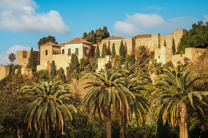 Malaga Private Walking Tour, Alcazaba & Catamaran Cruise - Starting in Málaga’s old center