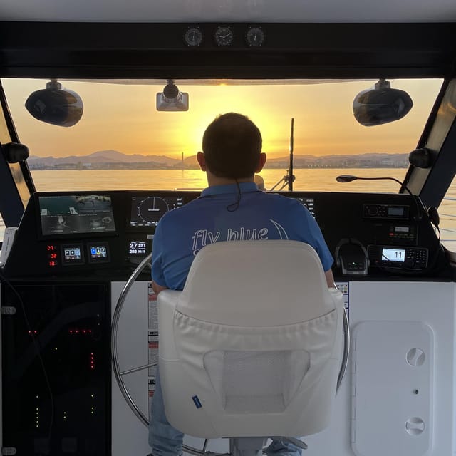 Málaga: Sunset Catamaran Trip - How much value do you get for $27?