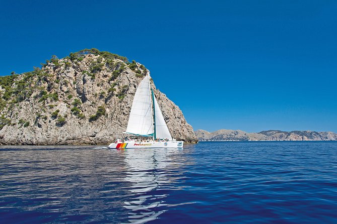 Mallorca Catamaran Cruise with Scenic Views and BBQ Lunch - The long stop at Cala d’Engossalba