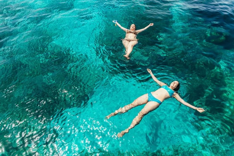 Malta: Blue Lagoon, Beaches & Bays Trip by Catamaran - Finding the Best Seat on Deck