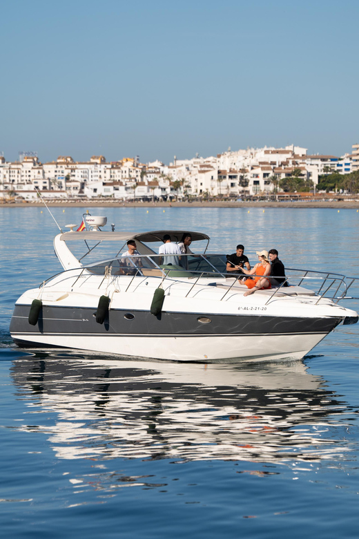 Marbella: Puerto Banús 2-hour luxury catamaran - Key points to know before booking