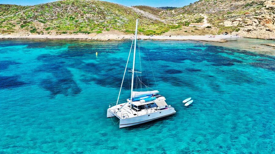 Marseille: Calanques Catamaran Tour & Standup Paddle - Swimming, snorkeling, and the rooftop jump board