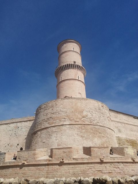 Marseille: Catamaran cruise to discover Frioul Islands - Marseille’s waterfront from the rooftop
