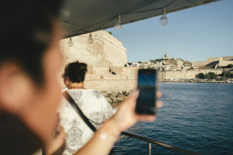 Marseille: Frioul Archipelago Catamaran Cruise with Lunch - What the six-hour schedule feels like