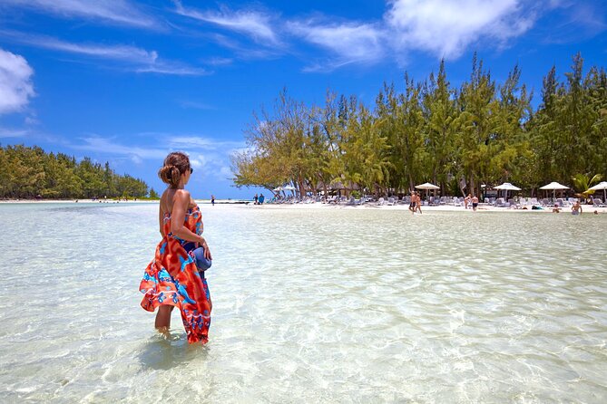 Mauritius: Catamaran Cruise to Ile Aux Cerfs with BBQ Lunch - Starting at Trou d’Eau Douce