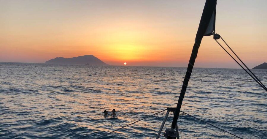 Milos: Sunset Catamaran Cruise with Kleftiko Visit - Sunset past Klima and the fisherman’s villages