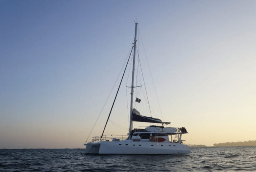 Mirissa: Sunset Catamaran Sailing Boat Tour with Dinner - Should you book the Mirissa catamaran tour?
