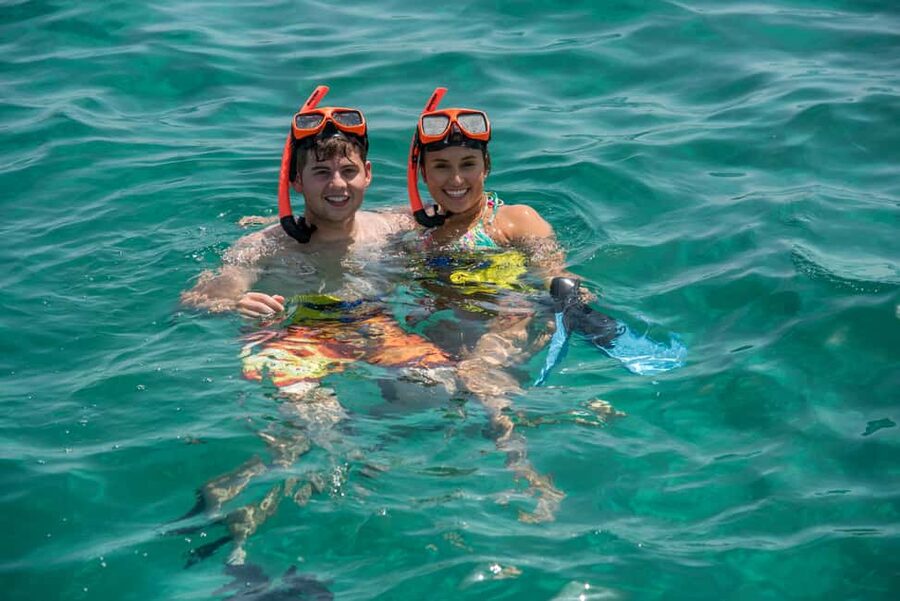 Montego Bay: Reggae Catamaran 18+ Cruise with Open Bar - Practical tips for a smoother afternoon