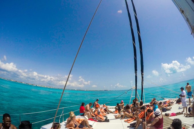 Mujeres Island Tour by Catamaran from Cancun City - The return sail is the tour’s most social stretch