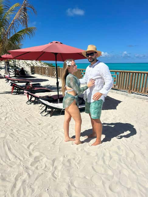 Nassau: Full-Day Party Catamaran with Private Beach & Lunch - The guides and the social side of the outing