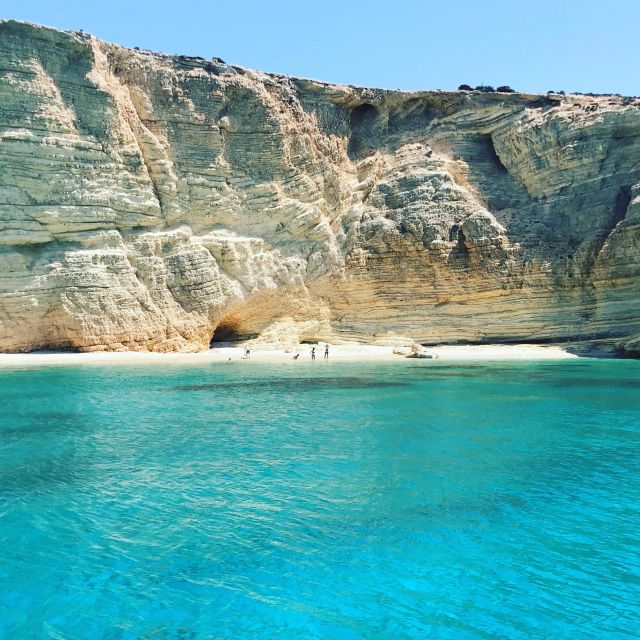 Naxos: Catamaran Cruise with Lunch & Drinks - Sailing with the wind, not against it