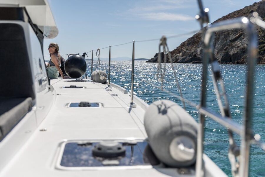 Naxos: Luxury Catamaran Day Trip with Lunch and Drinks - Swimming and snorkeling in clear water