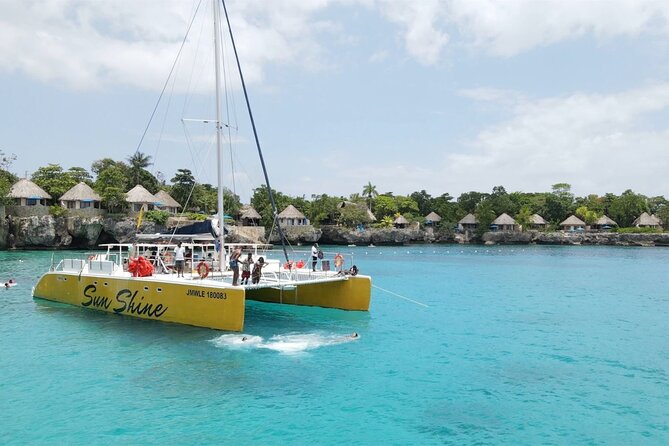 Negril PRIVATE CHARTER Catamaran (rate for 21 persons) - Key details to know before you book