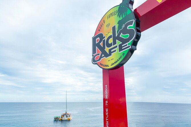 Negril PRIVATE CHARTER Catamaran (rate for 21 persons) - The open bar and onboard party atmosphere