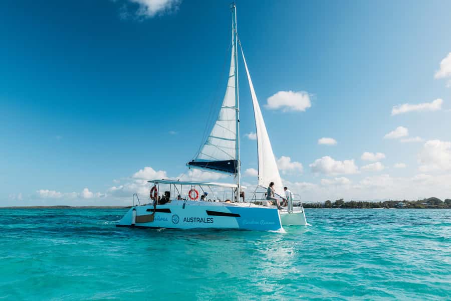 North East of Mauritius: Catamaran Cruise w/ BBQ Lunch - Bernaches Island from 1:00 pm to 2:30 pm