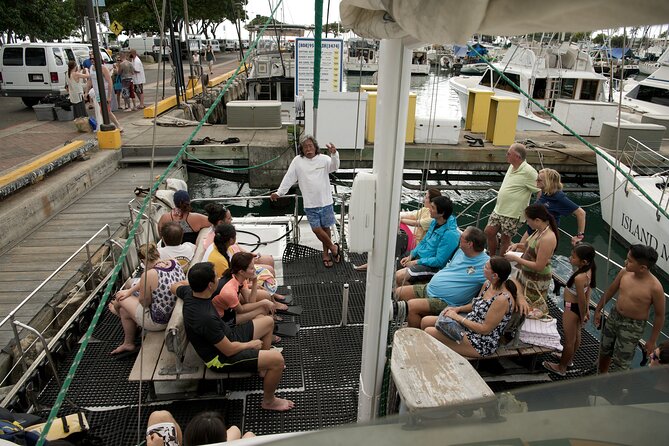 Oahu Catamaran Waikiki Sunset on 40 Foot Catamaran: Food and BYOB - Should you book the Oahu Catamaran Waikiki Sunset?