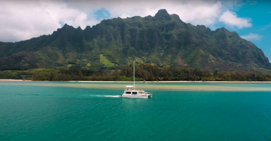 Oahu: Molii Fishpond and Kaneohe Bay Catamaran Tour - A 45-Minute Catamaran Ride Across Kaneohe Bay