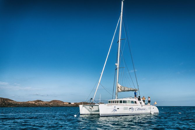 OBY Catamaran - The anchorage: snorkeling, kayaking, and paddleboarding