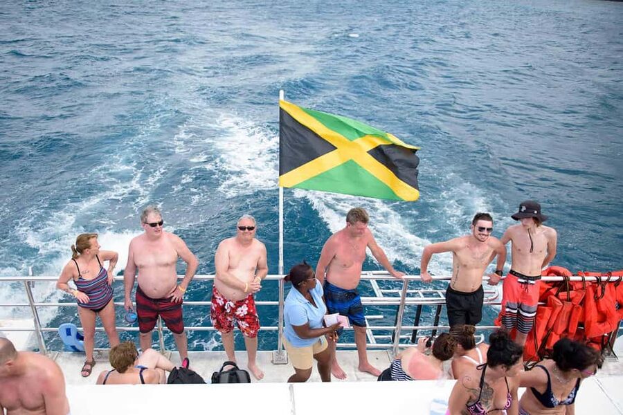 Ocho Rios Catamaran: Dunn's River, Snorkeling & Open Bar - Key points to know before booking