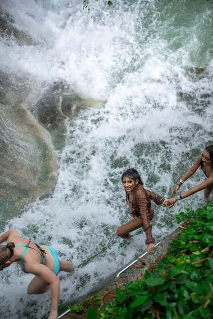 Ocho Rios: Catamaran Sail & Snorkel + Dunn's River Climb - Key points to know before you book