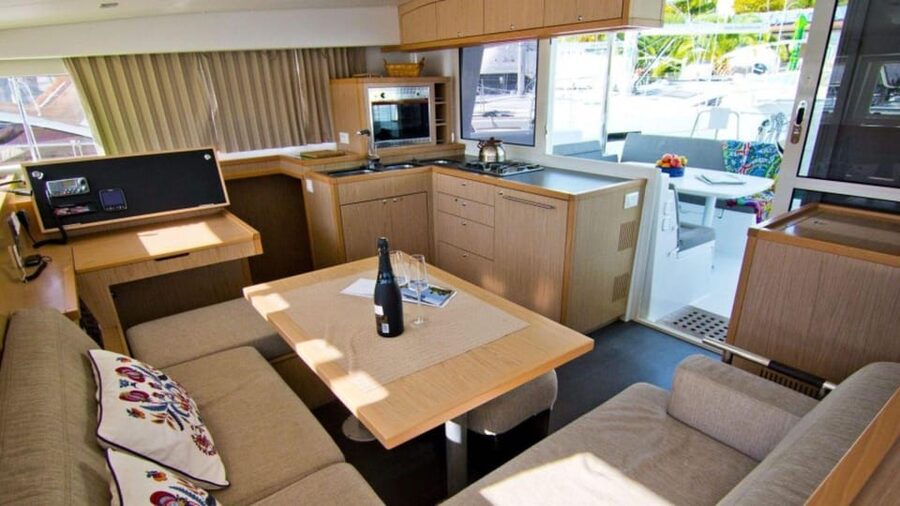 Olbia: catamaran tour in the Tavolara Marine Protected Area - Practical details for a smoother day