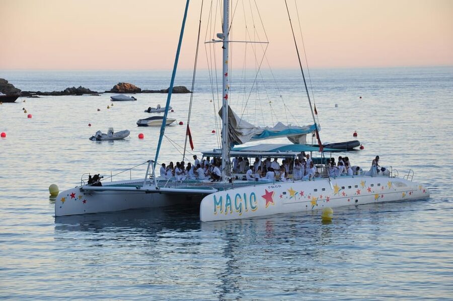 Palma de Mallorca: Sunset Sailing Catamaran Trip with Drink - What Comes With the $23 Ticket